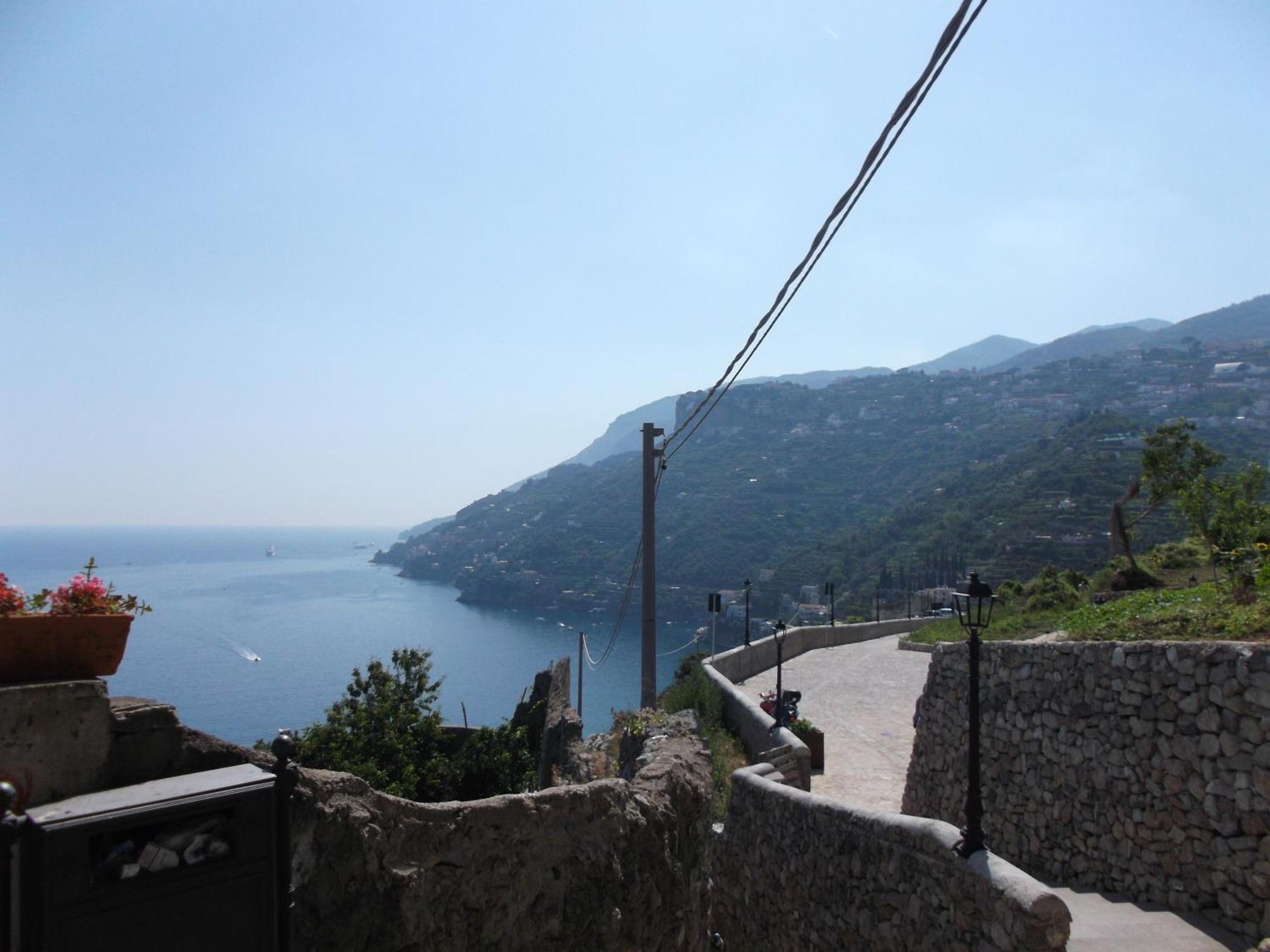 Casa Vacanze Nonno Aldo Minori Buitenkant foto