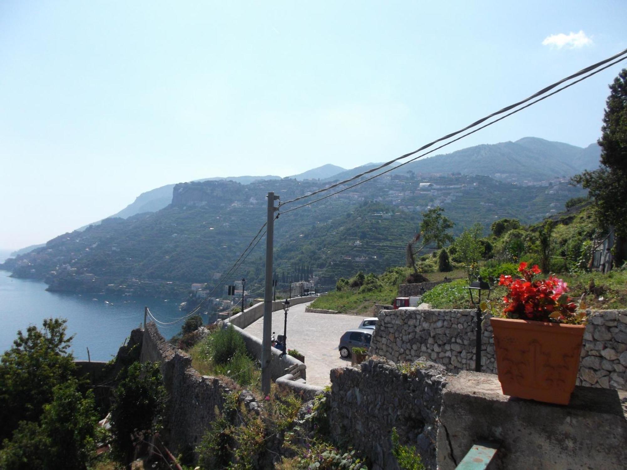 Casa Vacanze Nonno Aldo Minori Buitenkant foto