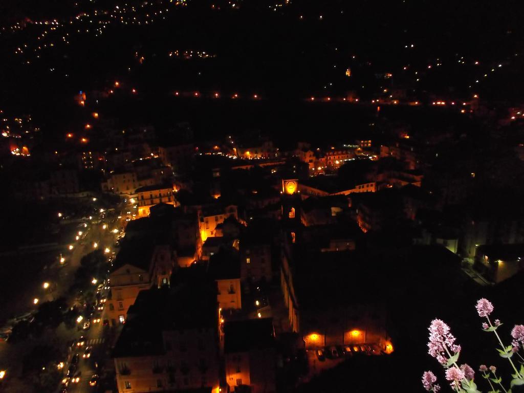 Casa Vacanze Nonno Aldo Minori Buitenkant foto